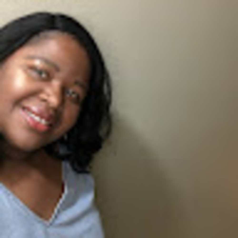 Meet your Posher, Maria
